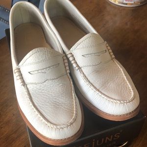 Bass Weejuns Whitney loafer
